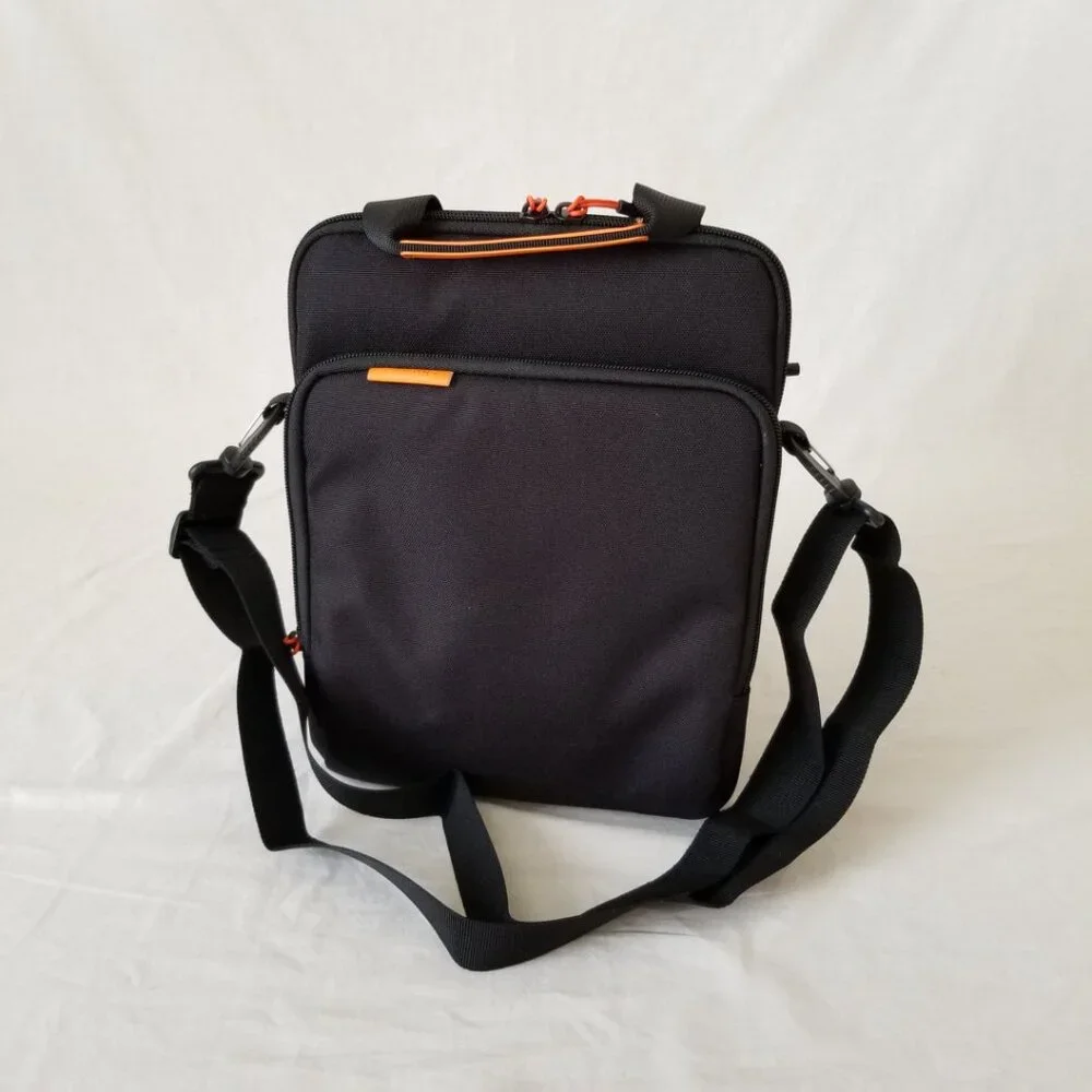 NWOT! TIMOVO Padded Tablet Sleeve Carrying Case w/Plush Lining & Shoulder Strap